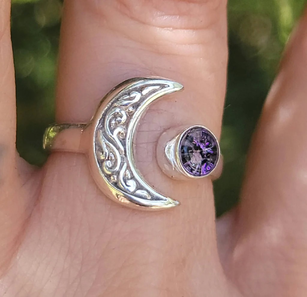 Crescent Moon Ring – Colette Jewelry